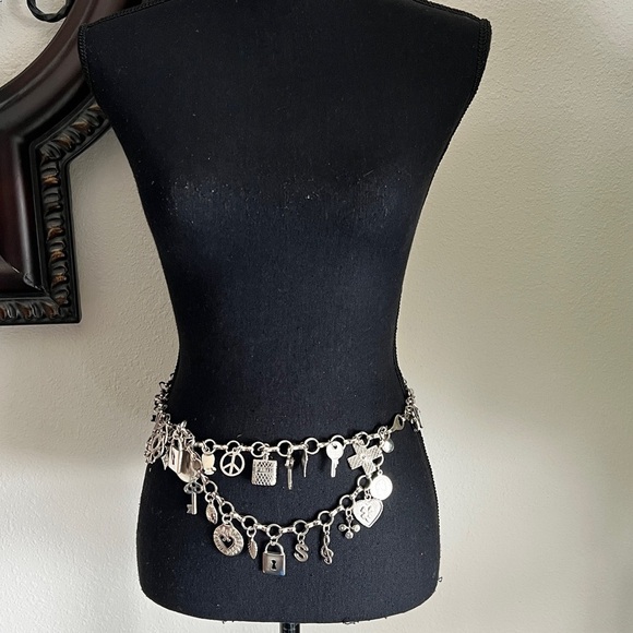 Women’s Silver Tone Charm Medallion Belt Necklace Bracelet main image 13